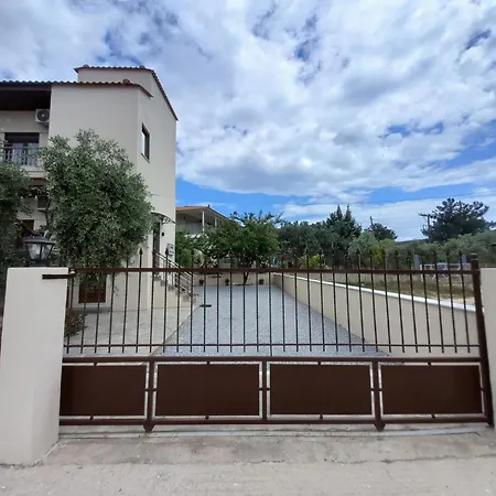 Апартаменты Maria Dina 1 Потос