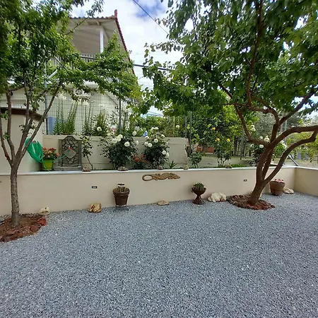 Апартаменты Maria Dina 1 *