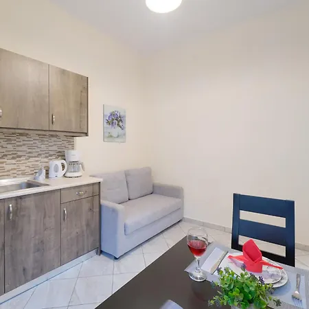 Maria Dina 1 Потос