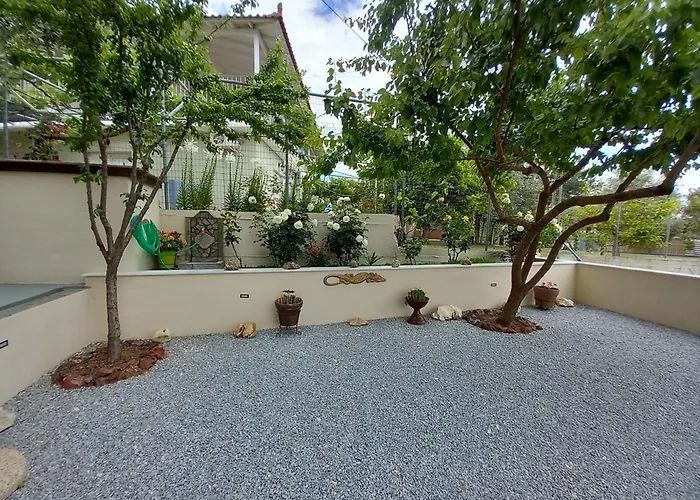 Διαμέρισμα Maria Dina 1 *