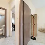 Maria Dina 1 * Ποτός