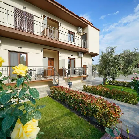 Maria Dina 1 Apartment Potos