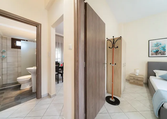 Maria Dina 1 * 波托什